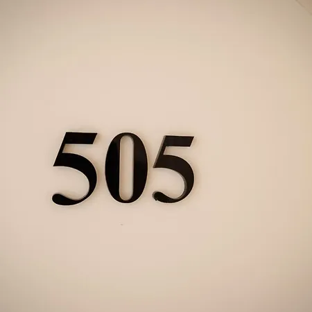 Maison d'hôtes Residenza Due Torri Check In Presso Vicolo Cattani 7