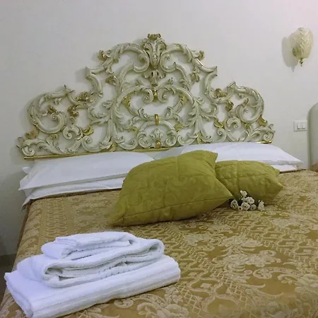 Guest house Residenza Due Torri Check In Presso Vicolo Cattani 7 Bologna