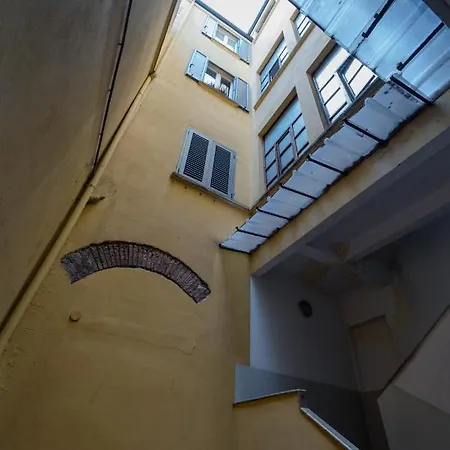 Residenza Due Torri Check In Presso Vicolo Cattani 7 Penzion