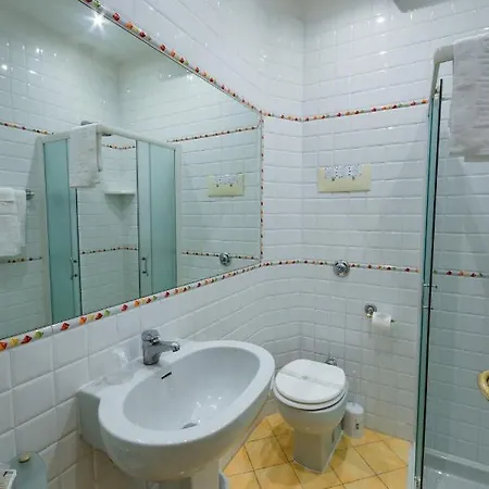 Guest house Residenza Due Torri Check In Presso Vicolo Cattani 7 Bologna