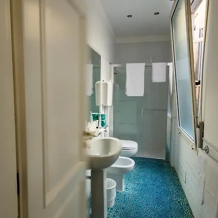 Residenza Due Torri Check In Presso Vicolo Cattani 7 Bologna