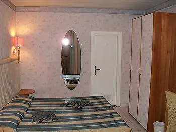 게스트하우스 Residenza Due Torri Check In Presso Vicolo Cattani 7