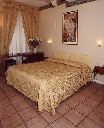 Residenza Due Torri Check In Presso Vicolo Cattani 7 게스트하우스