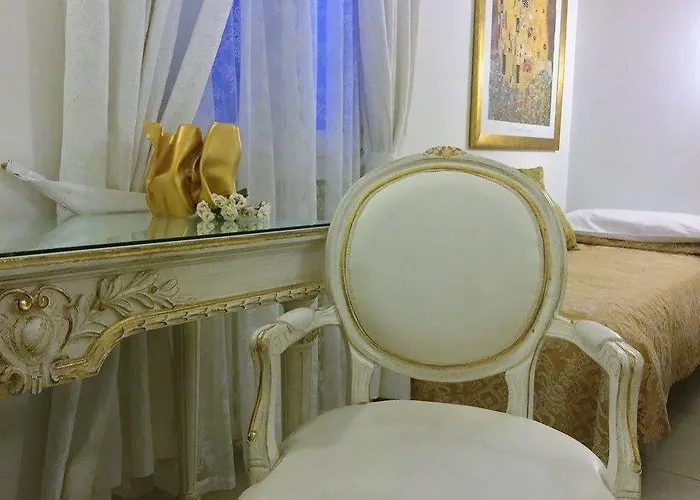 Residenza Due Torri Check In Presso Vicolo Cattani 7 3* 볼로냐