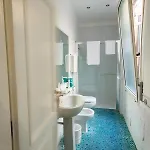Гостевой дом Residenza Due Torri Check In Presso Vicolo Cattani 7 3*