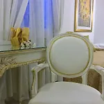 Residenza Due Torri Check In Presso Vicolo Cattani 7 3*