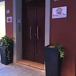 Residenza Due Torri Check In Presso Vicolo Cattani 7