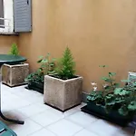 Residenza Due Torri Check In Presso Vicolo Cattani 7