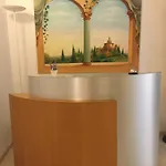 Residenza Due Torri Check In Presso Vicolo Cattani 7 Gasthof Bologna